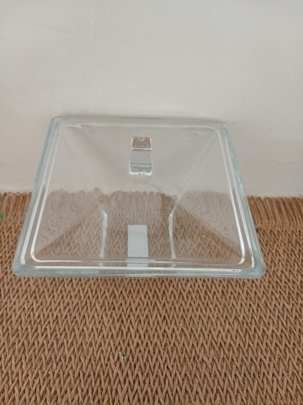 شکلات خوری شیشه ای