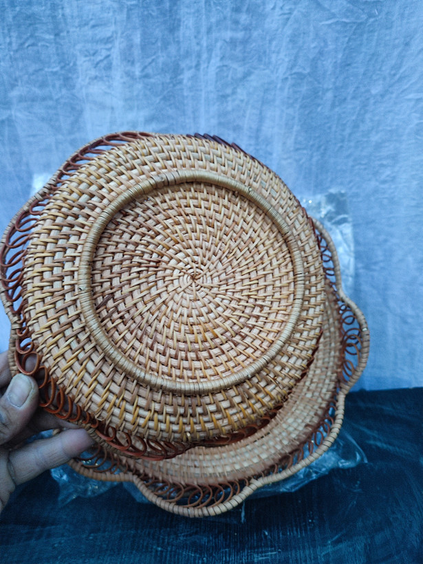 سبد حصیری بافت ۲ سایز طرح گل ( وارداتی)